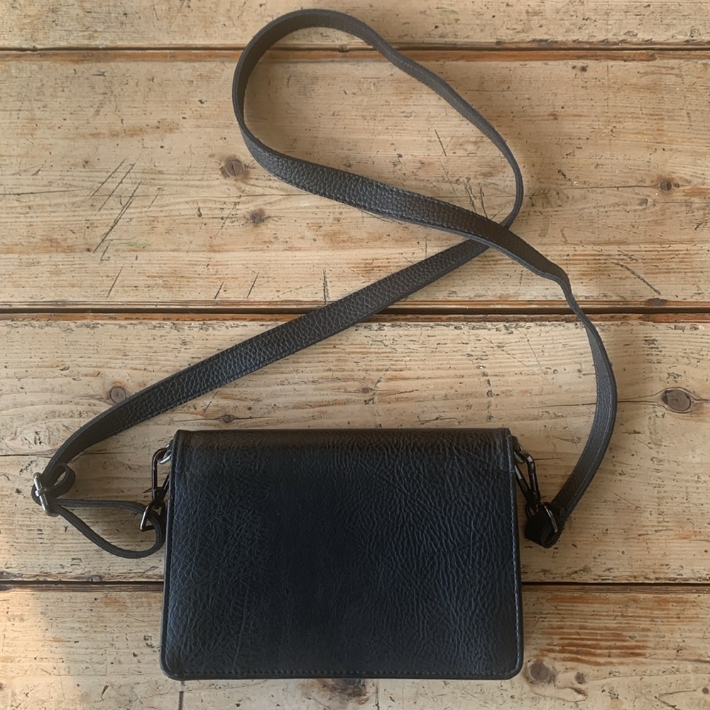 Matt & Nat Black Crossbody Bag - Picture 5 of 10